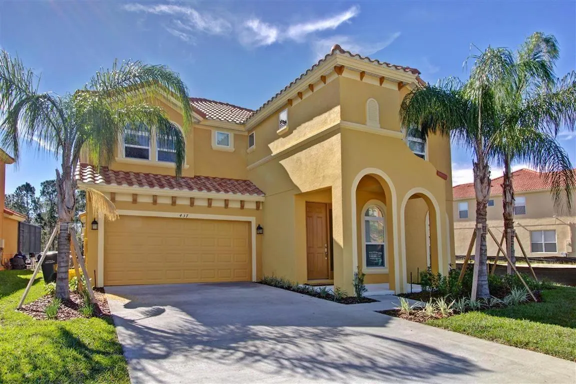 Spacious 6-Bedroom Getaway With Game Room, Private Spa & Sunny Pool Deck In Premier Resort Setting Davenport United States