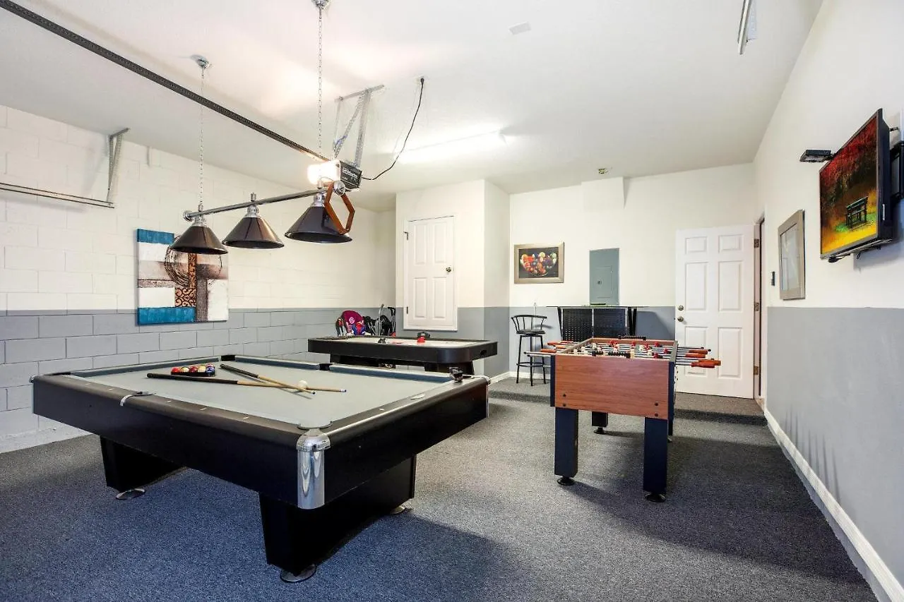 Spacious 6-Bedroom Getaway With Game Room, Private Spa & Sunny Pool Deck In Premier Resort Setting Davenport Villa