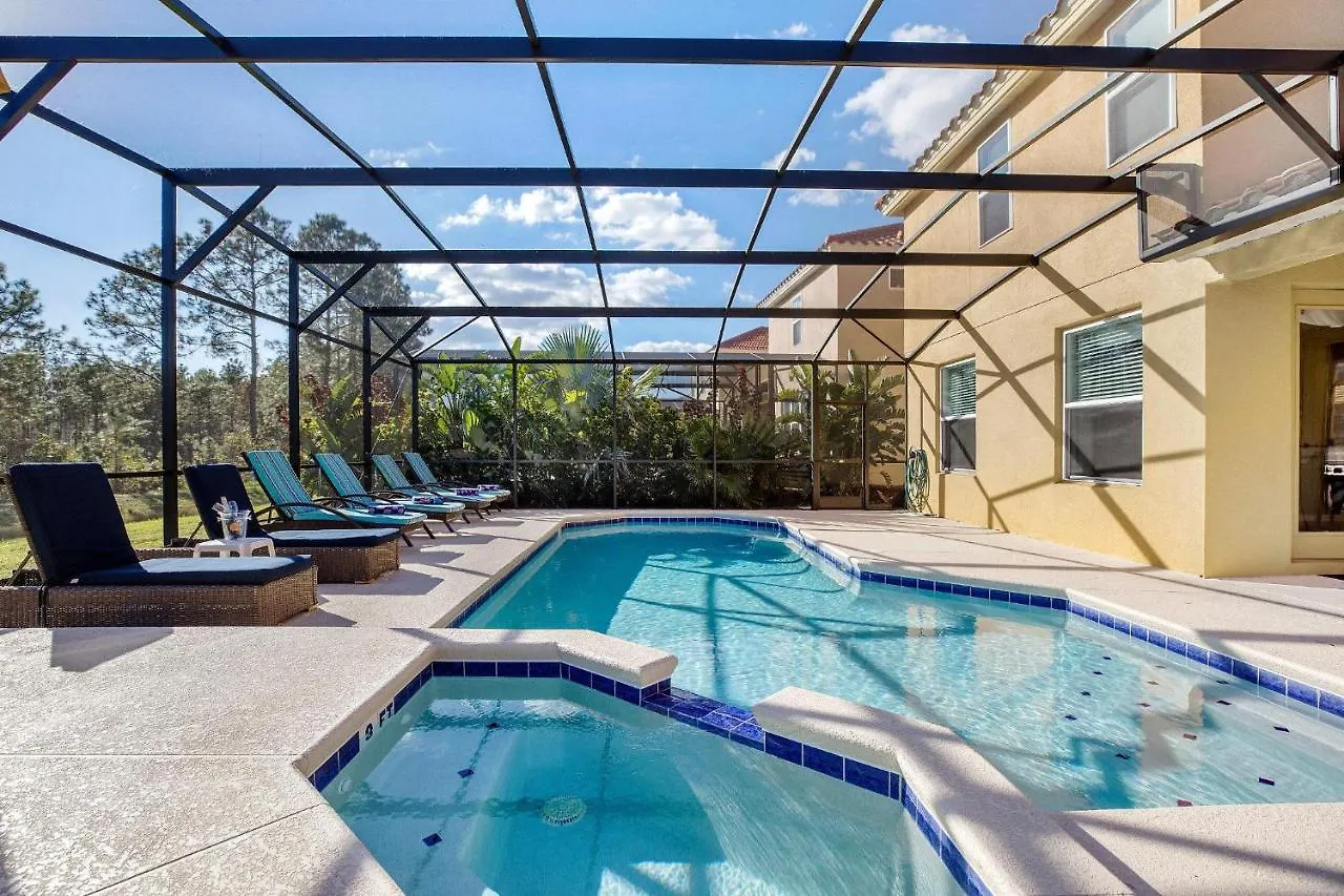 Villa Spacious 6-Bedroom Getaway With Game Room, Private Spa & Sunny Pool Deck In Premier Resort Setting Davenport