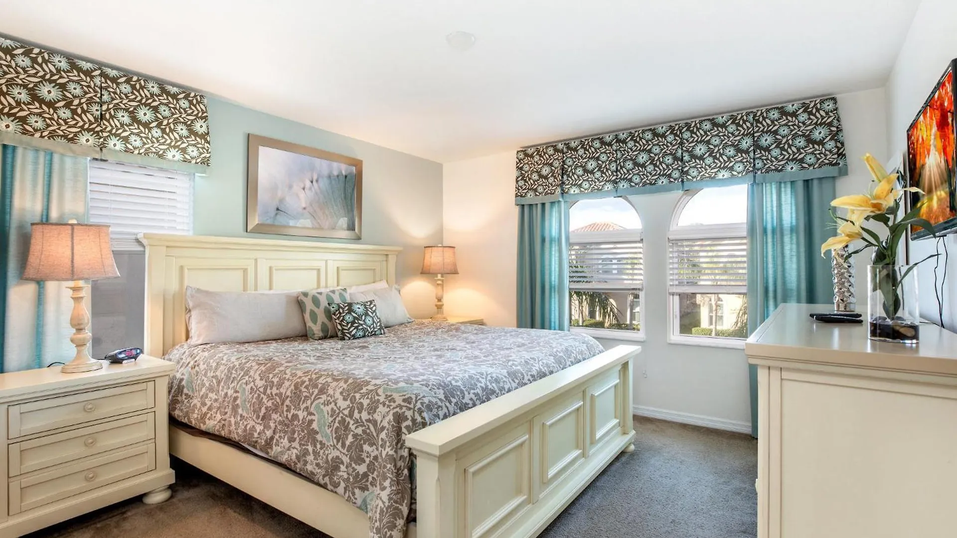 Villa Spacious 6-Bedroom Getaway With Game Room, Private Spa & Sunny Pool Deck In Premier Resort Setting Davenport